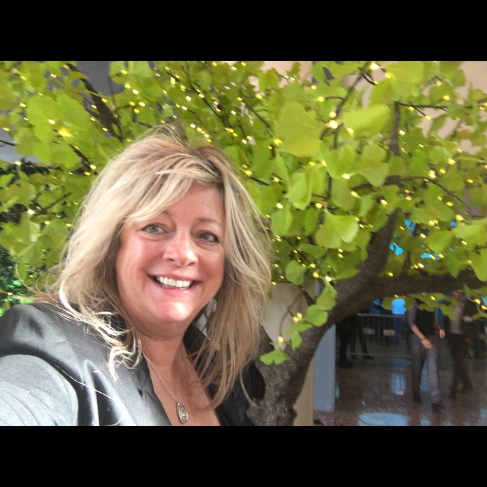 Meet your Posher, Debbie